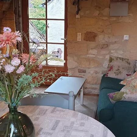 Holiday home Escapade A 2 Sur Avec Jardin Cosy *