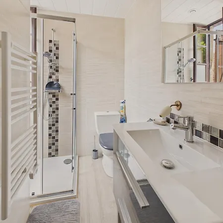 Prázdninový dům Escapade A 2 Sur Avec Jardin Cosy